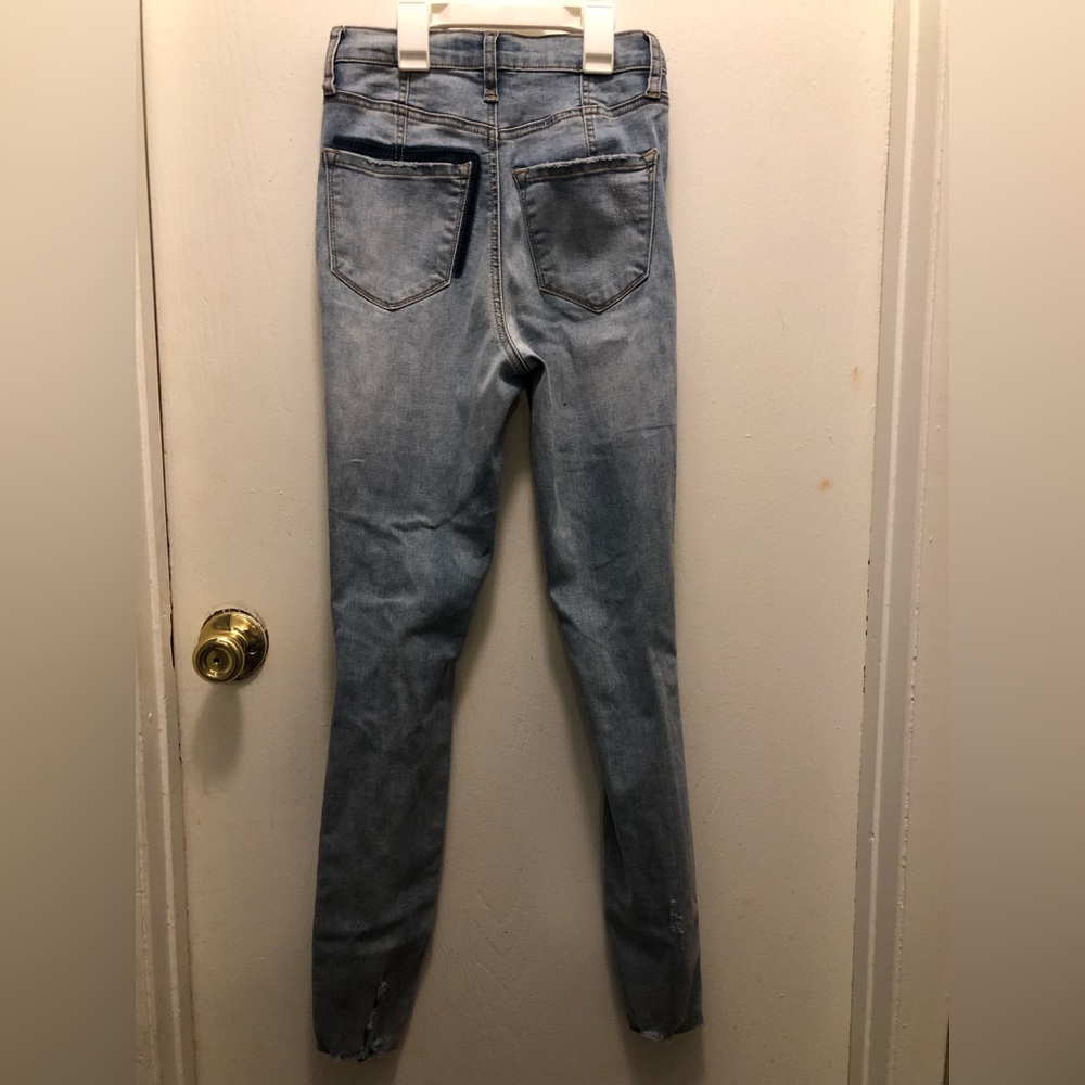Distressed jeans size 1